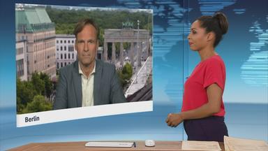 Moderatorin im Schaltgespräch mit ZDF-Korrespondent Wulf Schmiese
