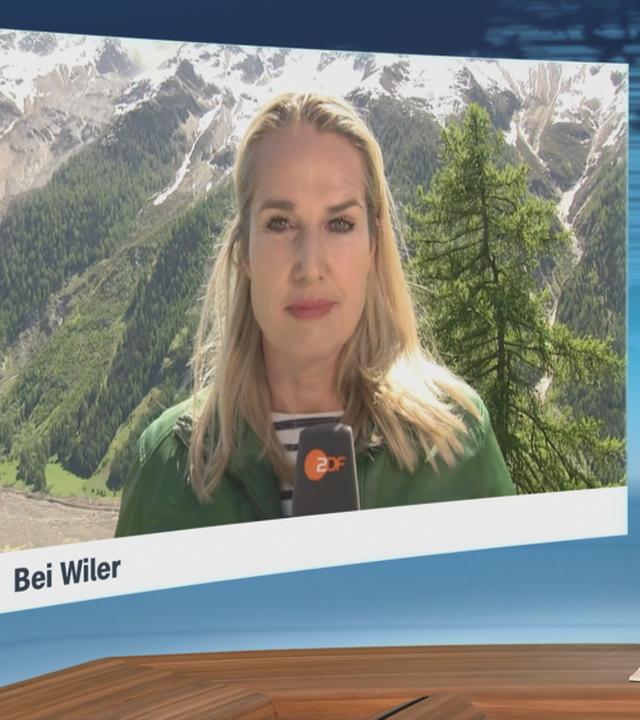 ZDF-Reporterin Sandra Susanka berichtet ins ZDFheute-Studio.