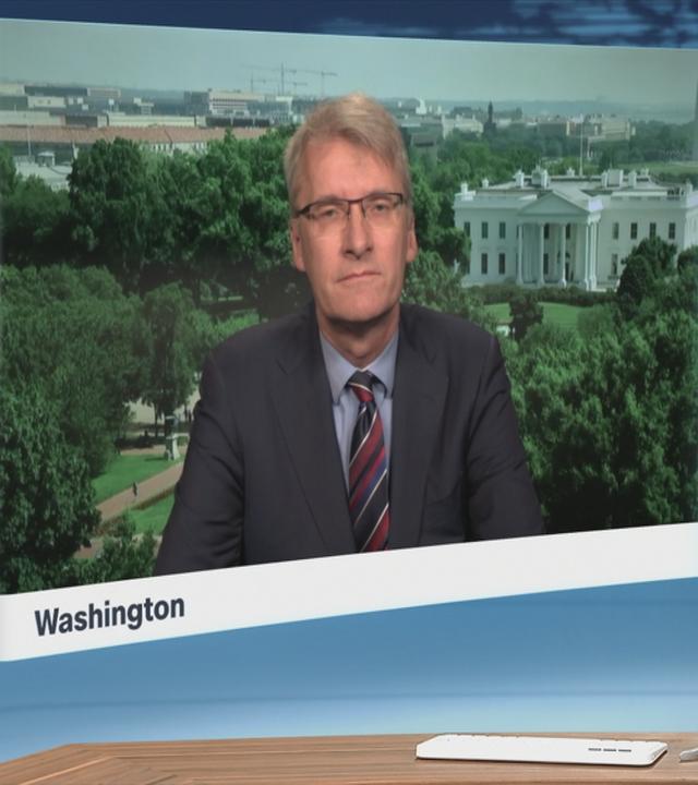 Elmar Theveßen berichtet.