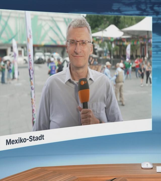 Im Eröffnungsspiel der Fußball-WM trifft Mexiko auf Südafrika.