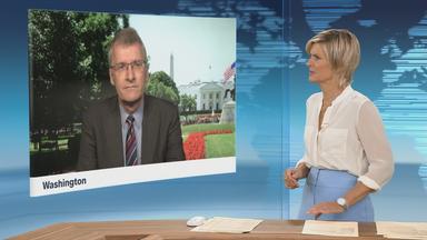 Moderatorin im Schaltgespräch mit ZDF-Korrespondent Elmar Theveßen