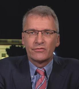 ZDF-Korrespondent Elmar Theveßen bei einem Schaltgespräch.