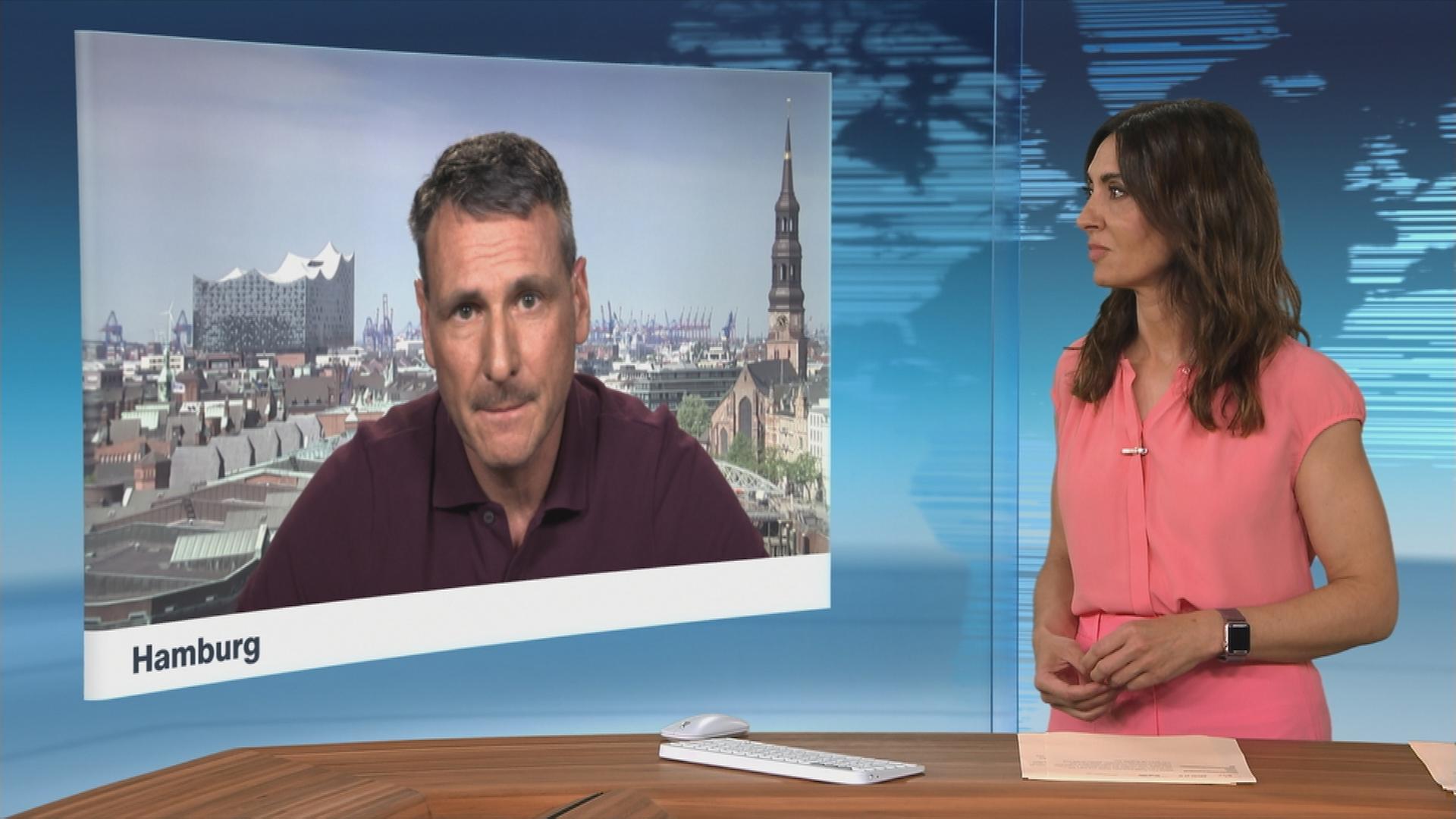 Steffen Wachs mit ZDF-Mikro