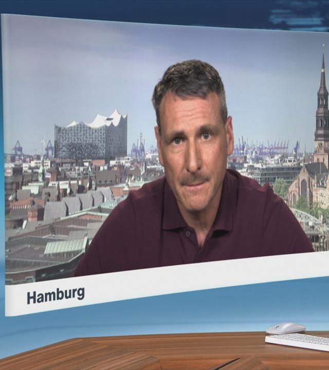 Steffen Wachs mit ZDF-Mikro