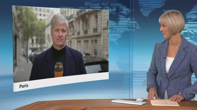 ZDF-Korrespondent Thomas Walde bei einem Schaltgespräch. 