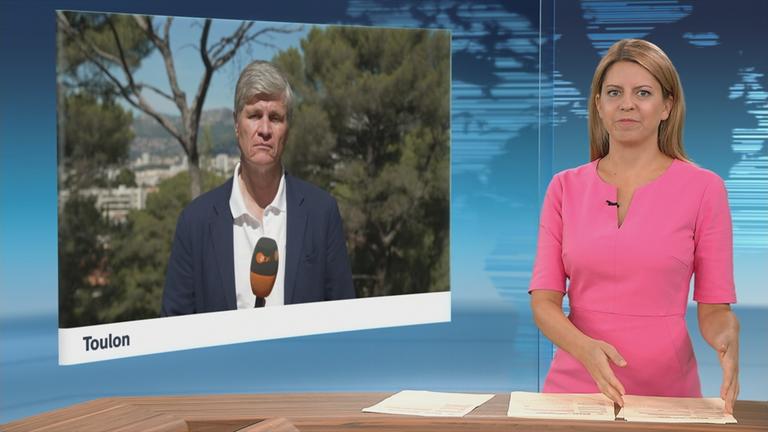 ZDF-Korrespondent Thomas Walde berichtet ins ZDFheute Studio.