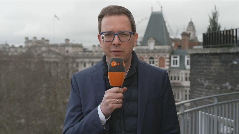 Ein Schaltgespräch mit ZDF-Korrespondent Wolf-Christian Ulrich