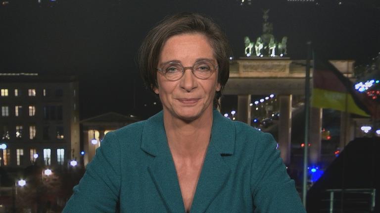 Verteidigungsminister Pistorius traf sich heute mit den Fraktionschefs von Union und SPD, um die Personalprobleme der Bundeswehr zu besprechen. Diana Zimmermann berichtet.