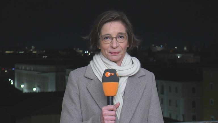 Bei den deutsch-italienischen Regierungskonsultationen stehen neben Wirtschaftsthemen auch Verteidigungs- und Migrationsfragen im Vordergrund. Diana Zimmermann berichtet.