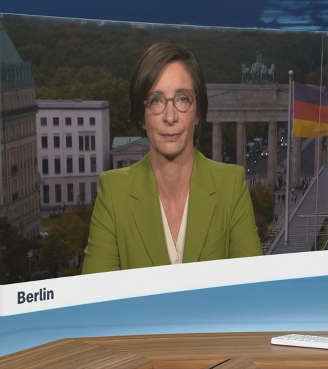 Moderatorin im Schaltgespräch mit ZDF-Korrespondentin Diana Zimmermann