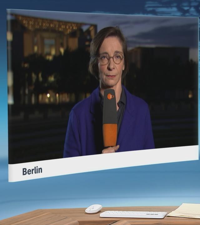 ZDF-Hauptstadtkorrespondentin Diana Zimmermann in Berlin