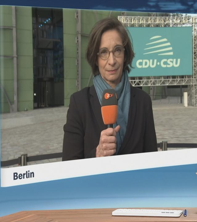 Moderatorin im Schaltgespräch mit ZDF-Korrespondentin Diana Zimmermann
