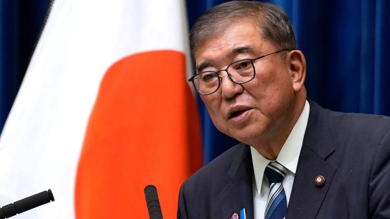 Japans Primierminister Shigeru Ishiba gibt seinen Rücktritt bei einer Pressekonferenz am 07.09.2025 bekannt.
