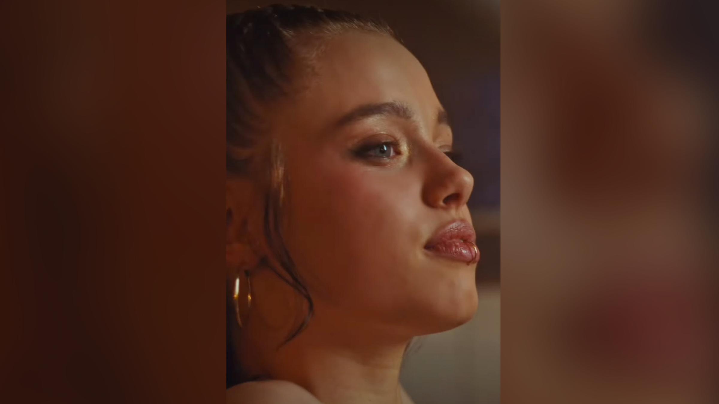 Shiloh Jolie in Dayoungs Musikvideo-Teaser