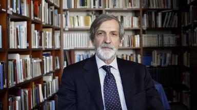 ist ein ehemaliger israelischer Diplomat. Vom Januar 2001 bis zum Herbst 2007 war Stein Botschafter Israels in der Bundesrepublik Deutschland.