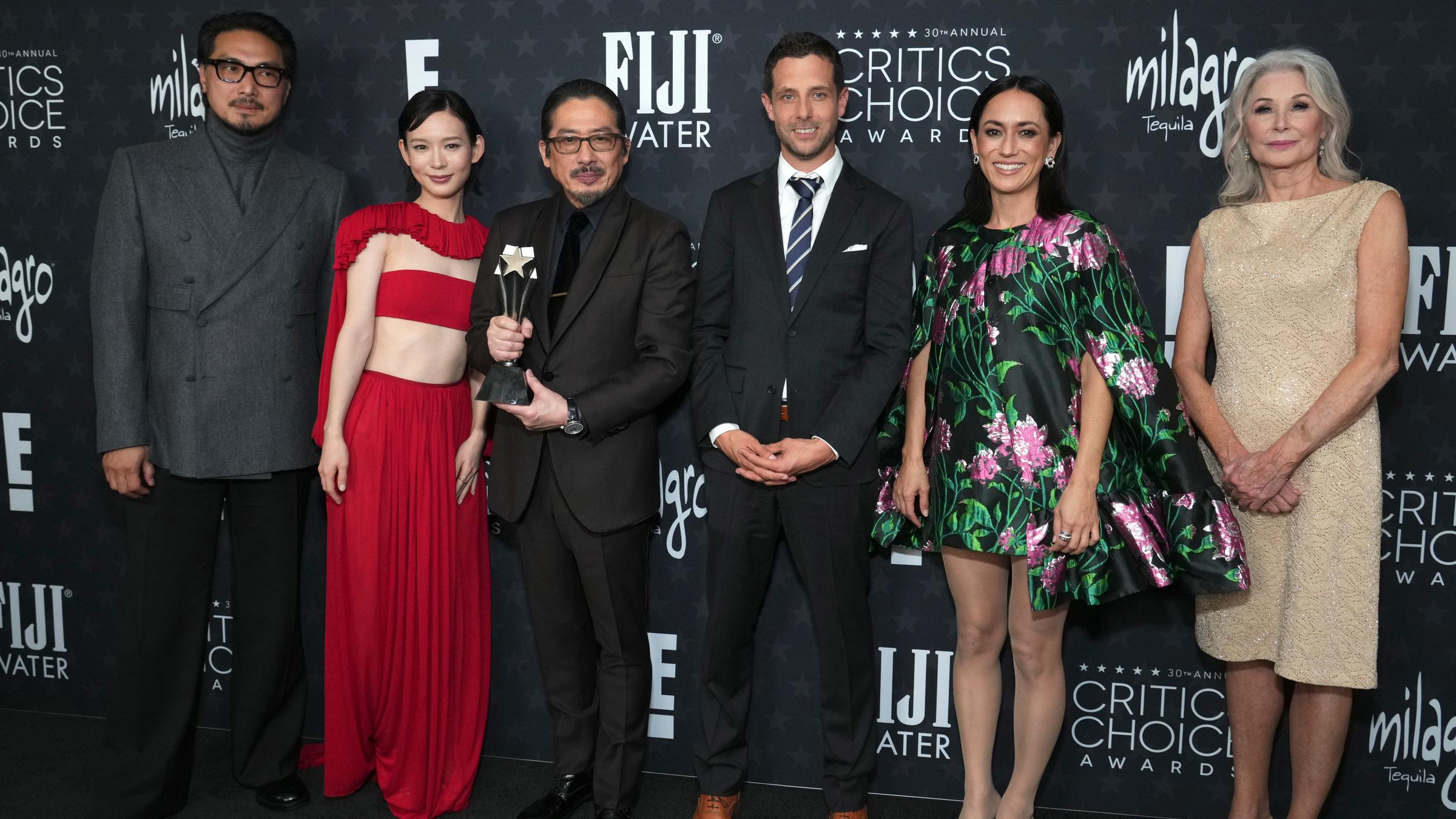 Takehiro Hira, from left, Moeka Hoshi, Hiroyuki Sanada, Justin Marks, Rachel Kondo und Michaela Clavell