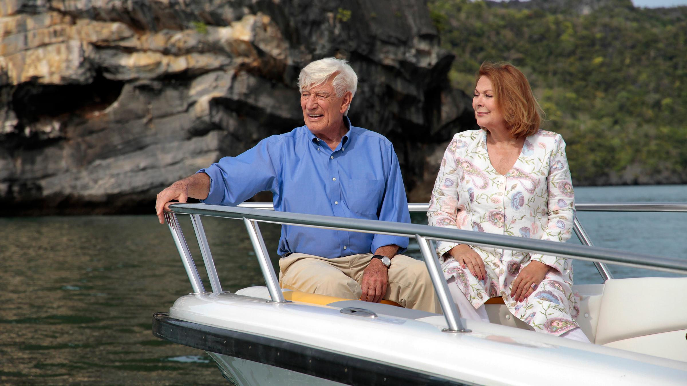 Siegfried Rauch mit Heide Keller in der ZDF-Serie "Das Traumschiff" 2013