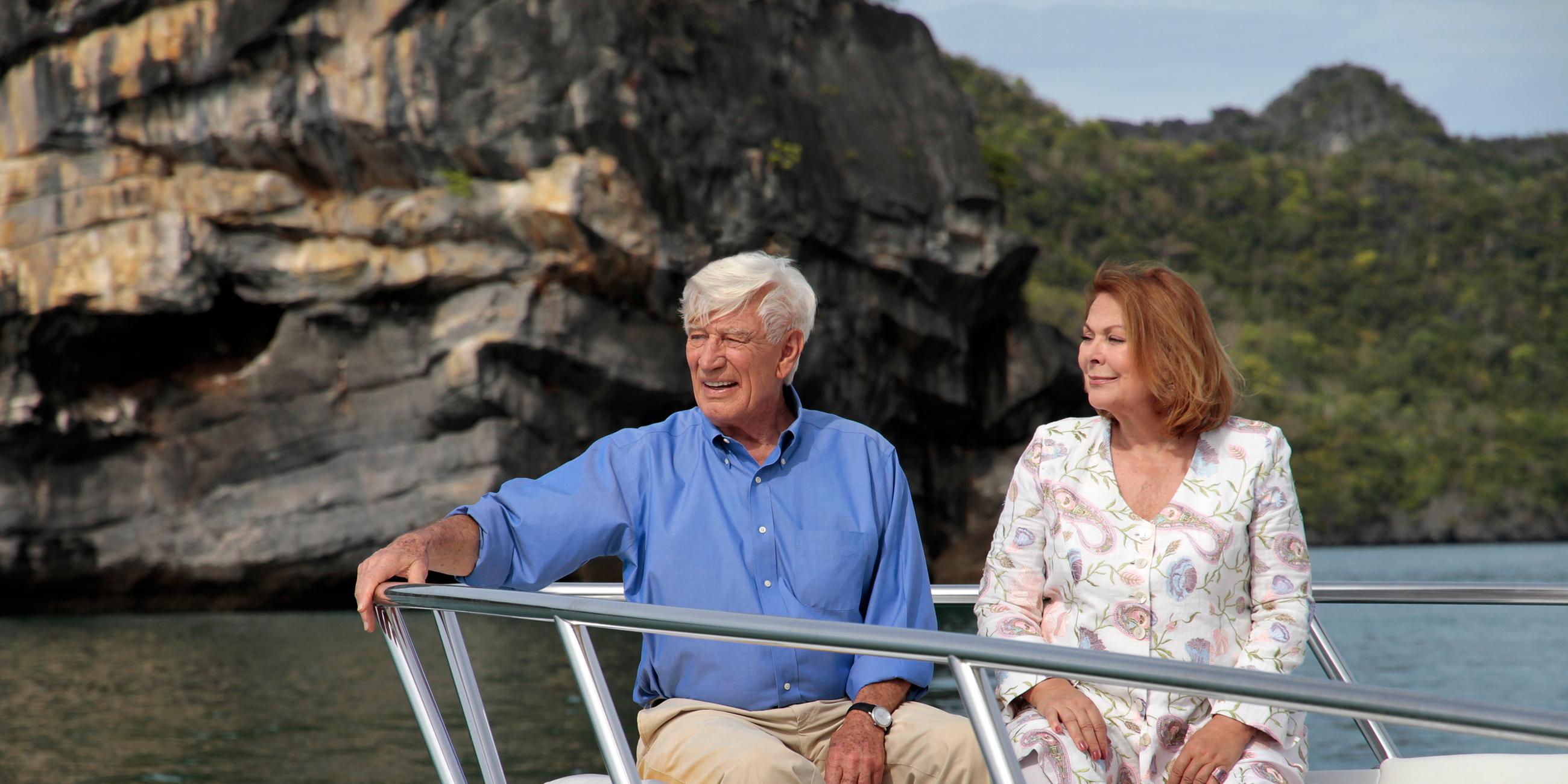 Siegfried Rauch mit Heide Keller in der ZDF-Serie "Das Traumschiff" 2013