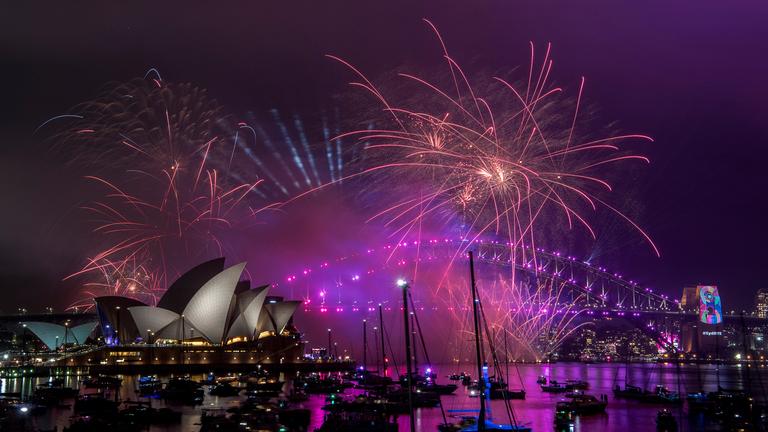 Feuerwerk über dem Hafen von Sydney
