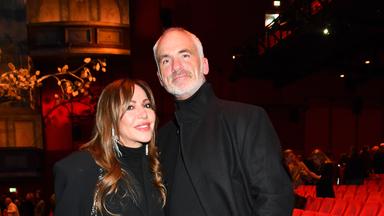 Simone Thomalla besucht Zirkus-Premiere