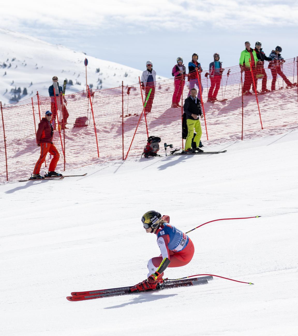 Österreich, Saalbach: Christina Ager (AUT) während dem Super-G der Frauen, im Rahmen des Ski-Weltcup Finales