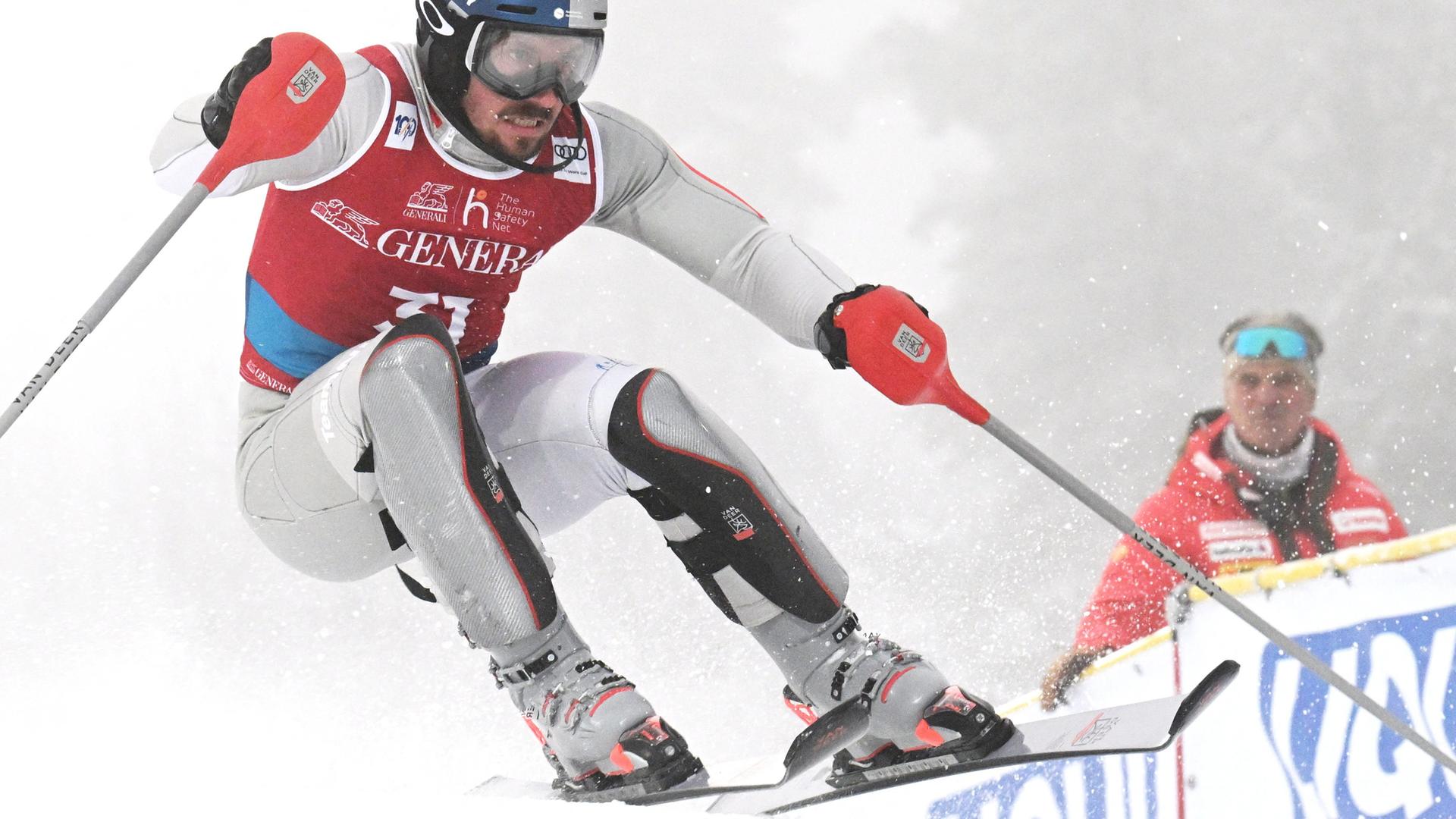 Der Niederländer Marcel Hirscher beim ersten Durchgang des Slaloms der Männer während des FIS-Alpinski-Weltcups in Levi, Finnland, am 17.11.2024.