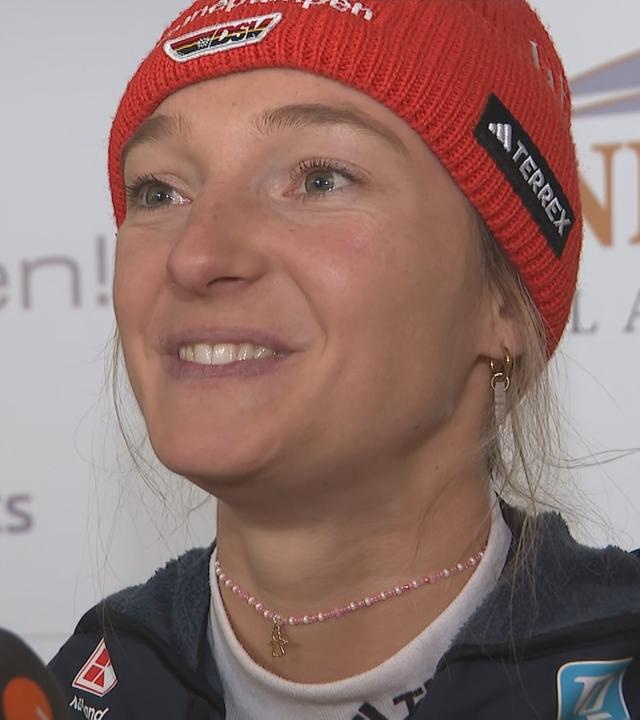 Skisprung-Rekordweltmeisterin Katharina Schmid im Interview