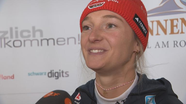 Skisprung-Rekordweltmeisterin Katharina Schmid im Interview