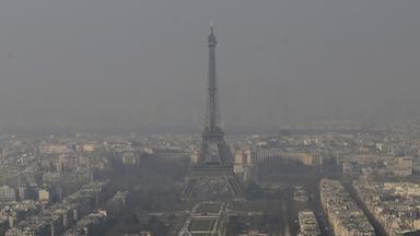 Smog über Paris