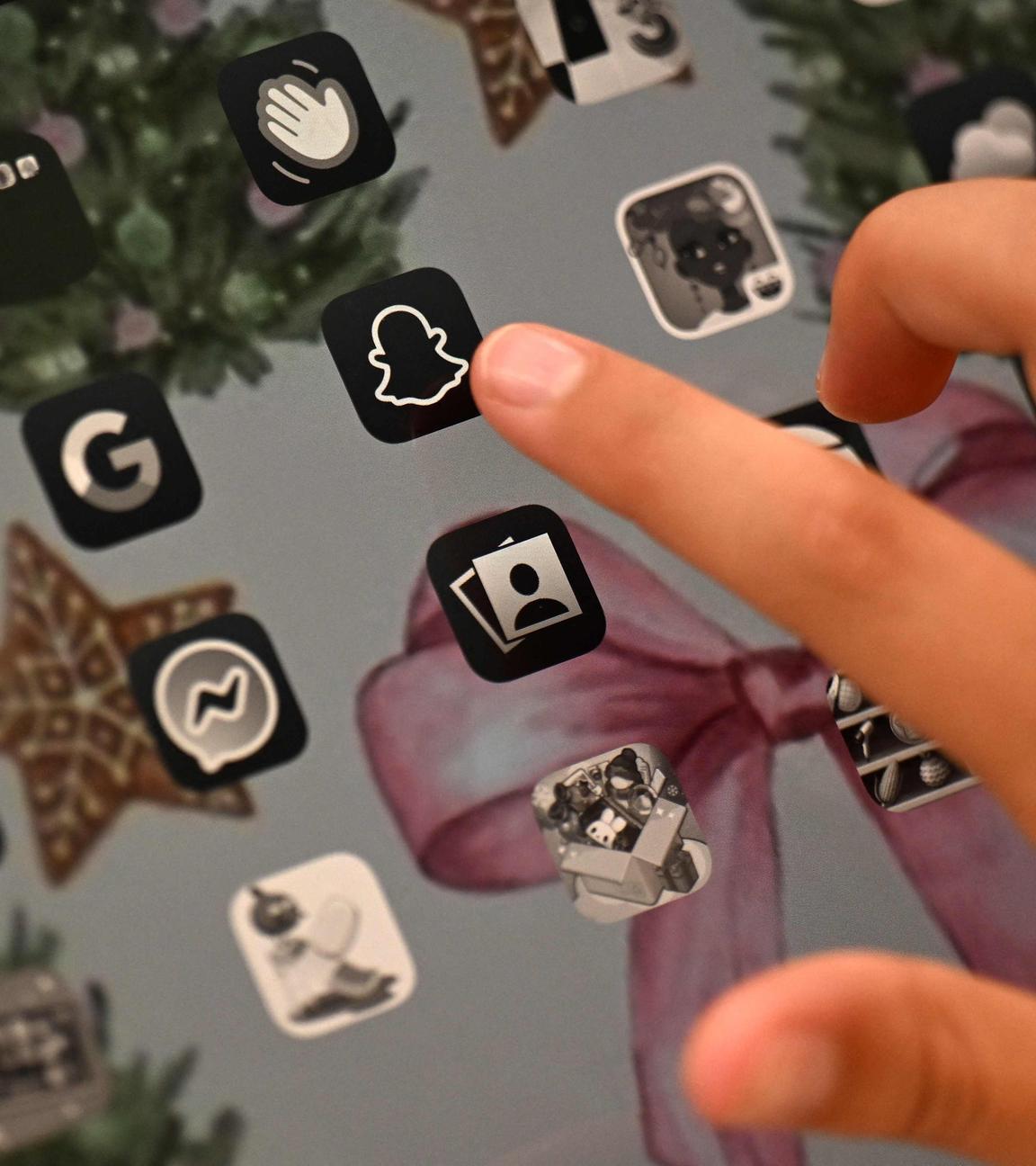 Symbolbild Social Media Nutzung Kinder 