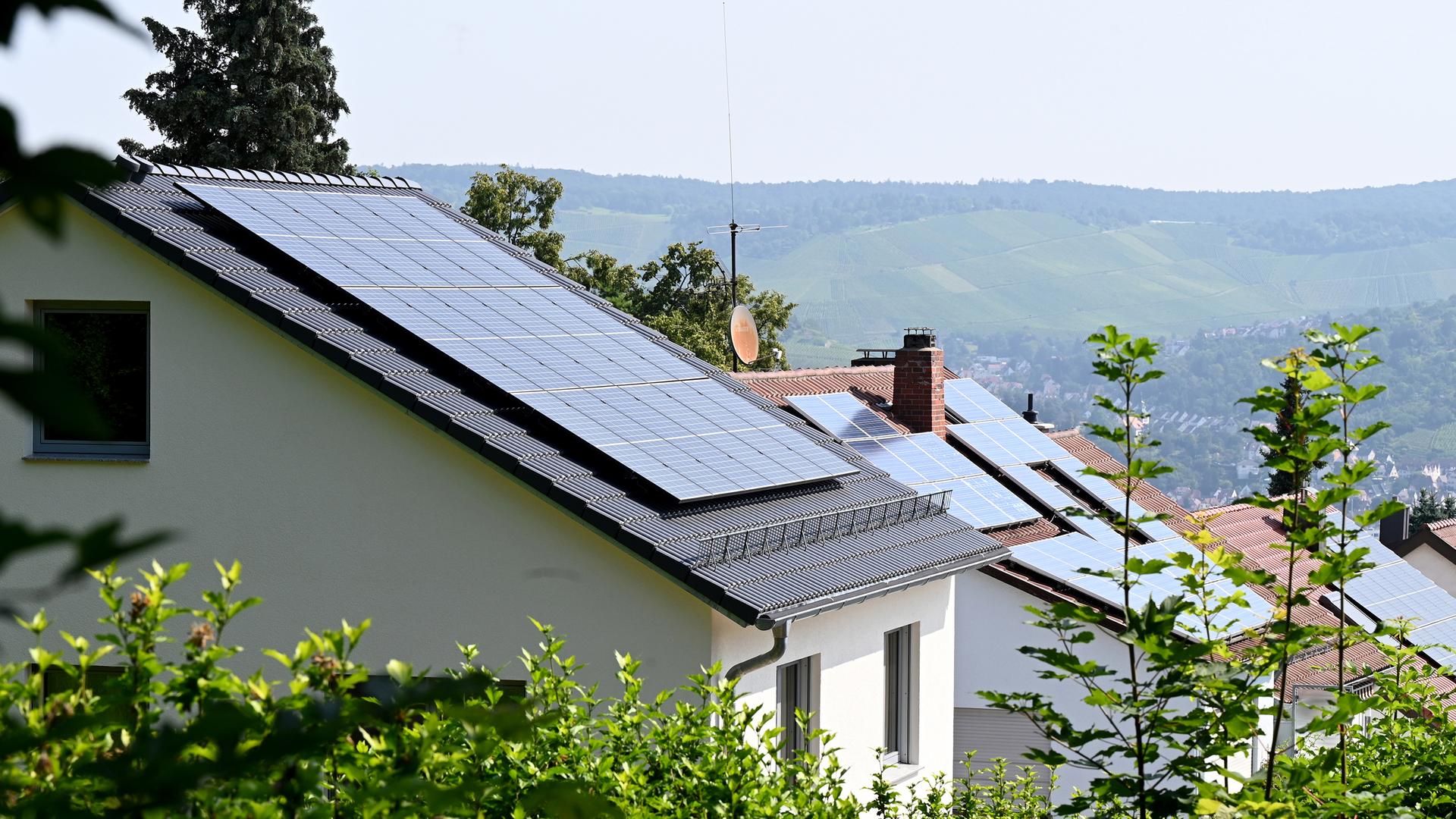 Solaranlagen auf den Dächern von Einfamilienhäusern in Baden-Württemberg