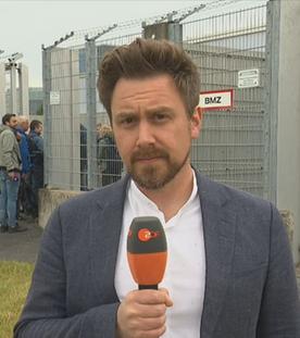 Jan Heinrich zum Solingen-Prozess in Düsseldorf.