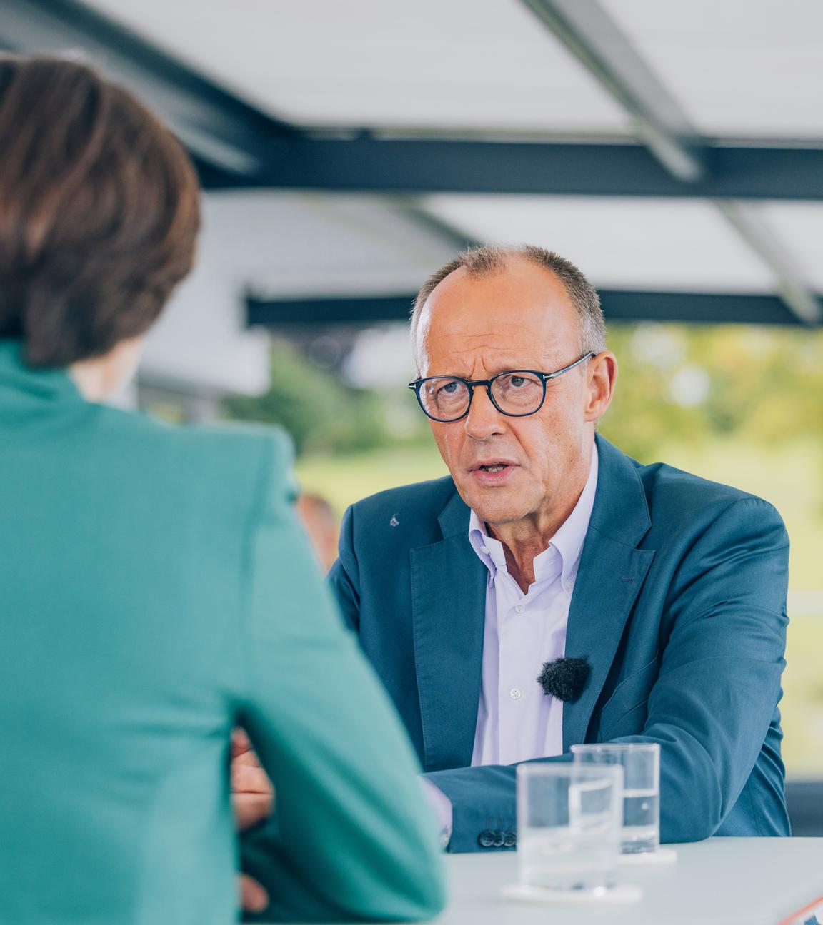 "Berlin direkt - Sommerinterview - Sendung vom 31.08.2025": Friedrich Merz während des Interviews mit Diana Zimmermann.