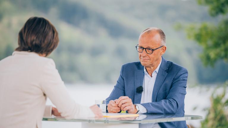 Berlin direkt - Sommerinterview 2026 - Bundeskanzler Friedrich Merz im Gespräch mit Diana Zimmermann