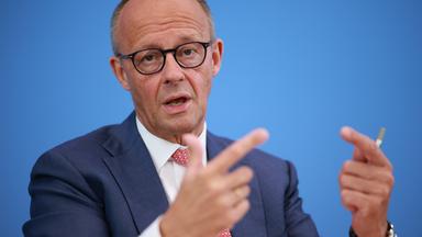 Bundeskanzler Friedrich Merz bei der Sommerpresssekonferenz