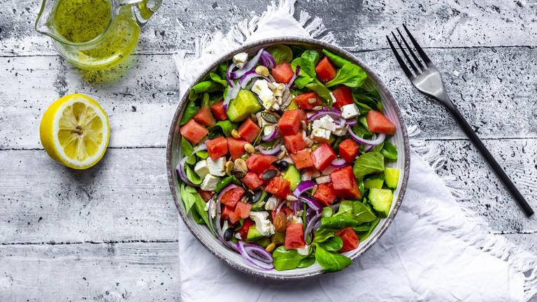 Sommersalat mit Melonenmix
