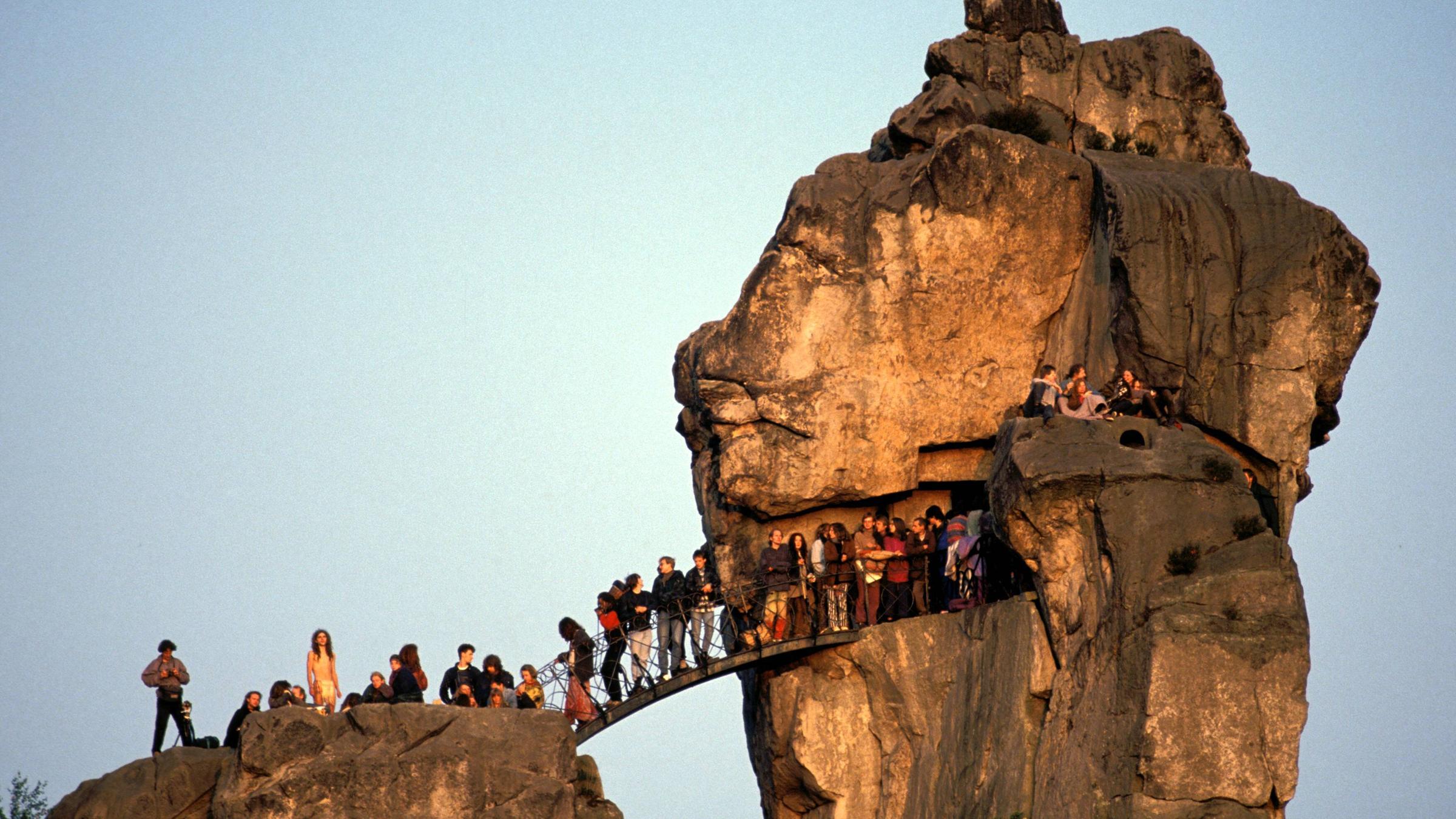 Sonnenwendfeier bei den Externsteinen