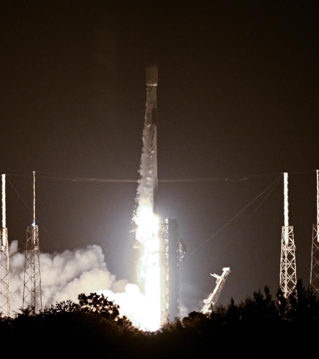 SpaceX startet Satelliten für Globalstar vom Startkomplex 40 der Cape Canaveral Space Force Station in Florida. 