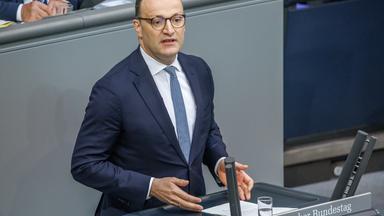 Jens Spahn (CDU) im Deutschen Bundestag am 11.06.26 in Berlin.