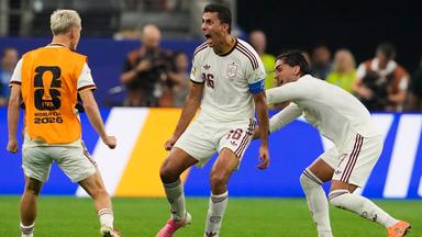 Spaniens Rodri feiert den Einzug ins WM-Viertelfinale