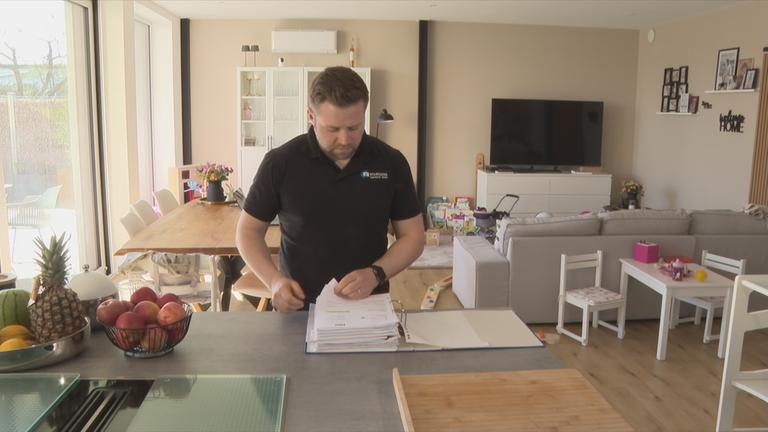 Ob man die alte Riester-Rente behält oder das neue Angebot nutzt, kann jeder Sparer selbst entscheiden.