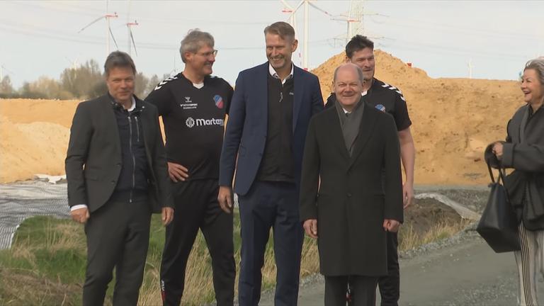 Scholz und Habeck zu Besuch in Heide