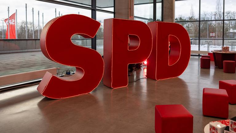 Außerordentlicher Bundesparteitag der SPD im CityCube Berlin vor Neuwahl des Bundestages