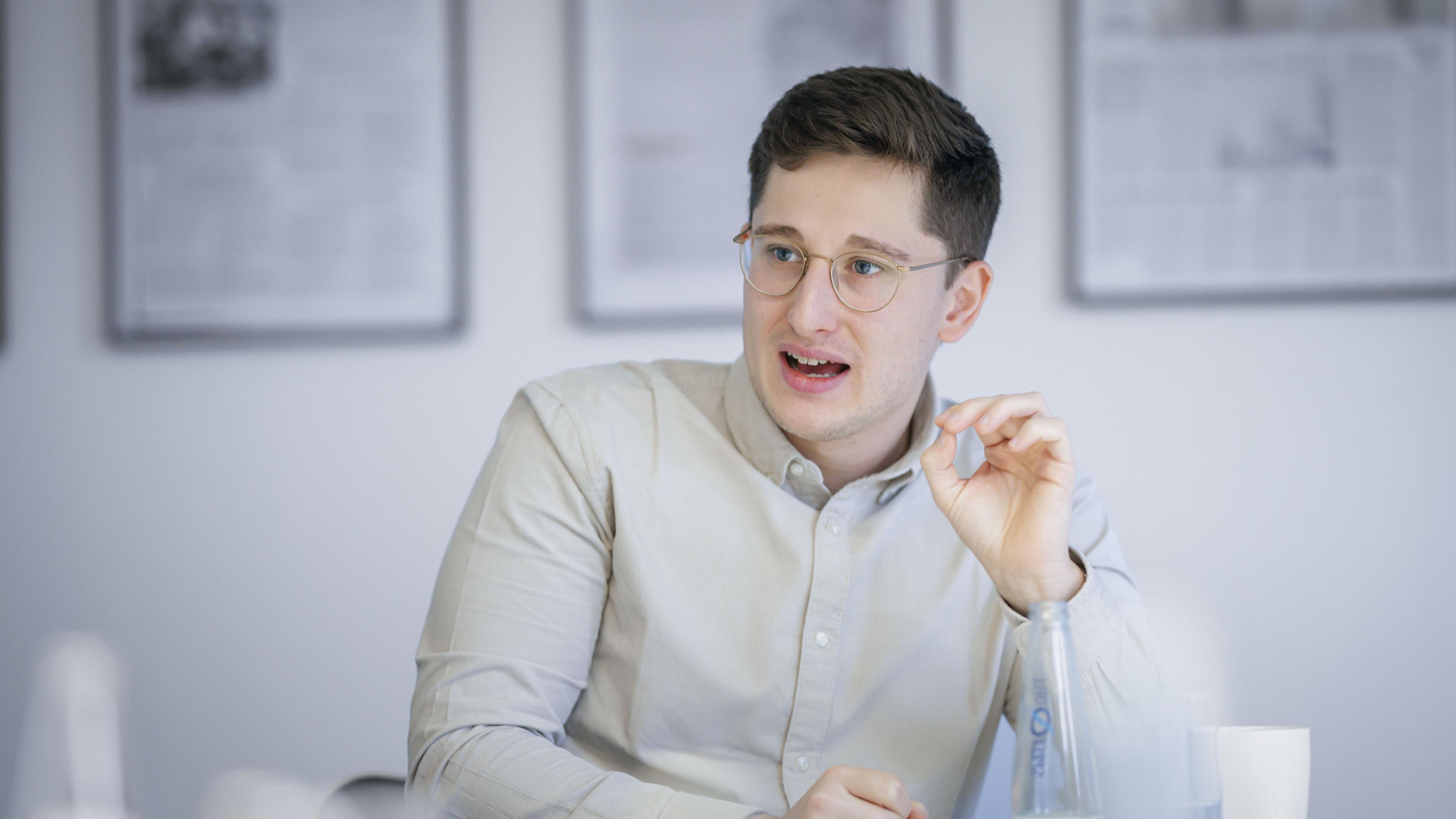 Philipp Tuermer, SPD, Bundesvorsitzender der Jusos bei einem Interview in Berlin.