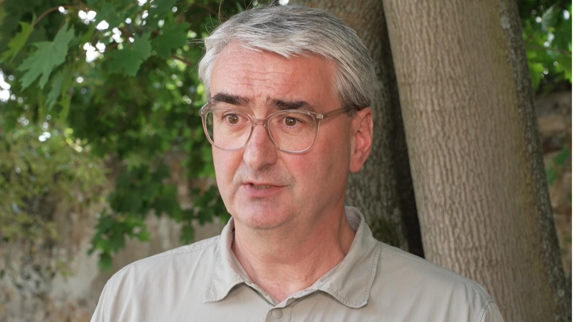 Landrat Marko Wolfram ist dankbar für die Arbeit der Einsatzkräfte, sieht aber eine "verheerende Katastrophe".