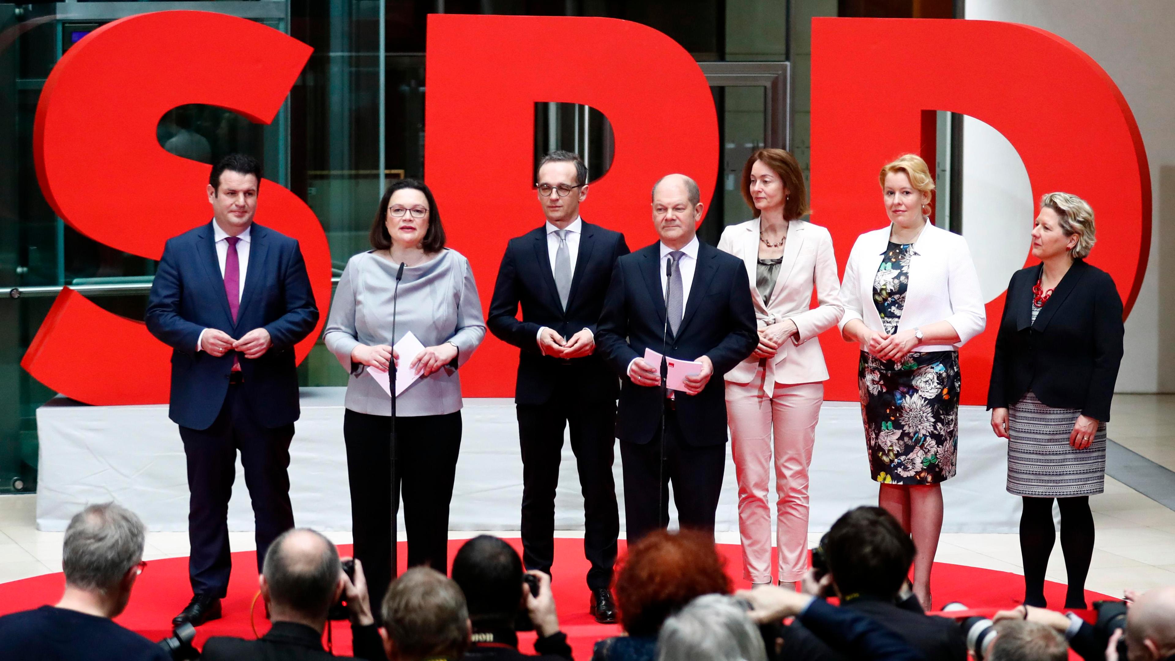 Die SPD stellt ihre Minister vor 