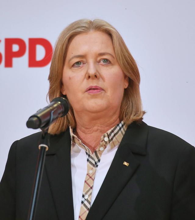 Berlin, Deutschland, Willy-Brandt-Haus: SPD-Pressekonferenz nach Gremiensitzung: Bärbel Bas