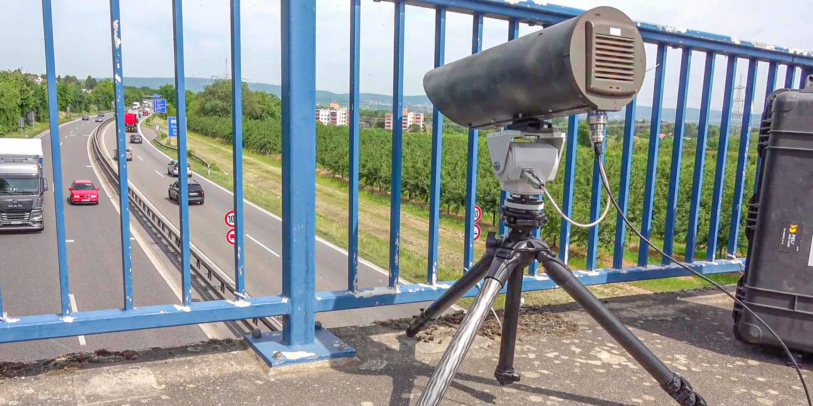Mit neuem System gegen Handysünder in Rheinland-Pfalz: Polizei Rheinland-Pfalz startet Pilotprojekt aus den Niederlanden