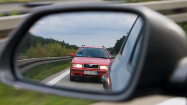 Vorsicht vor "Spiegeltrick"-Abzocke