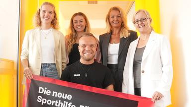 Deutsche Sporthilfe präsentiert mit Athleten die neue Förderstruktur: Fechterin Léa Krüger, Bobpilotin Laura Nolte, Kugelstoßer Niko Kappel, Schwimm-Legende Franziska van Almsick und Sporthilfe-Vorständin Karin Orgeldinger (v.l.) 